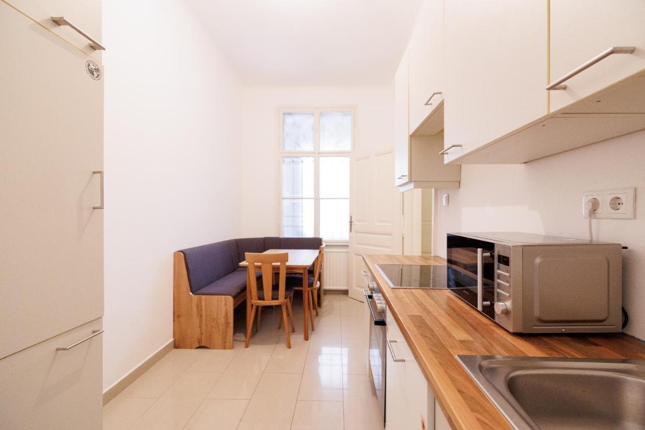 Central Apartment - Private Sauna Bécs Kültér fotó