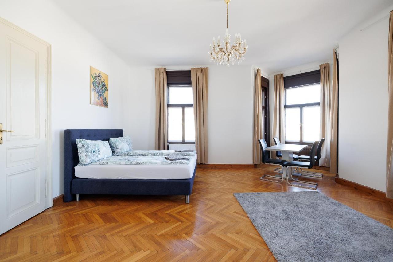 Central Apartment - Private Sauna Bécs Kültér fotó